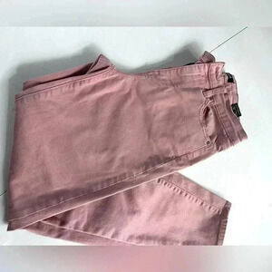 Buffalo blush pink  style haivana size 4‎